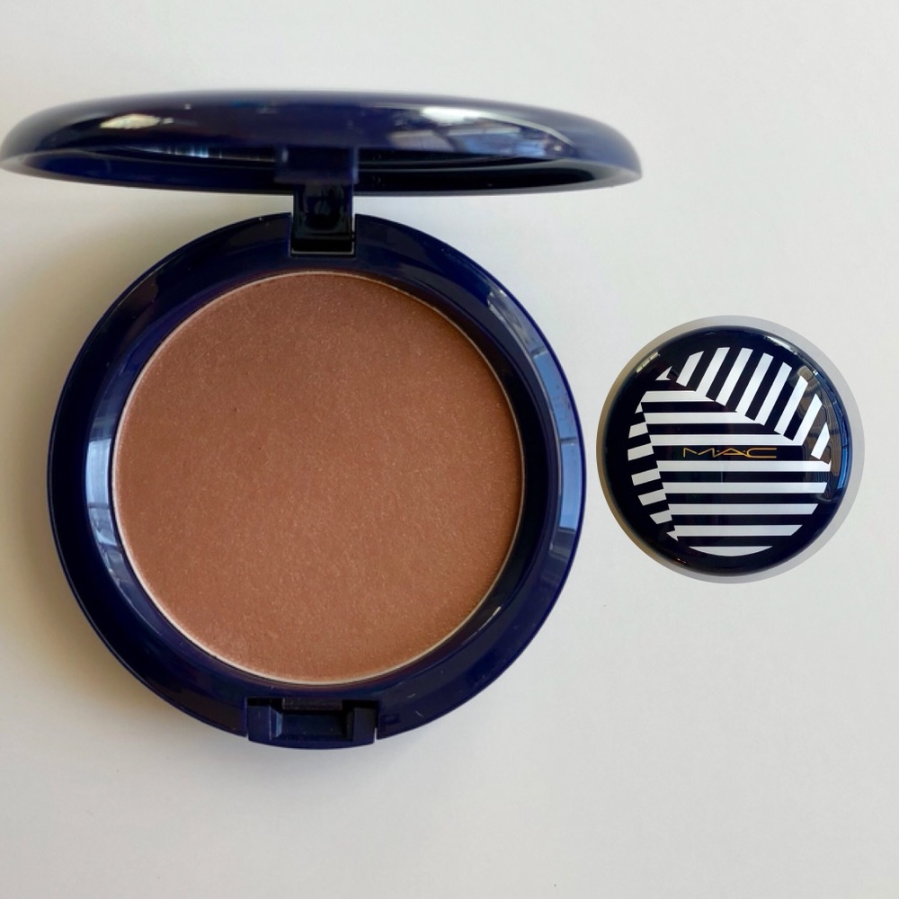 MAC Ltd Edition Packaging Bronzing Powder